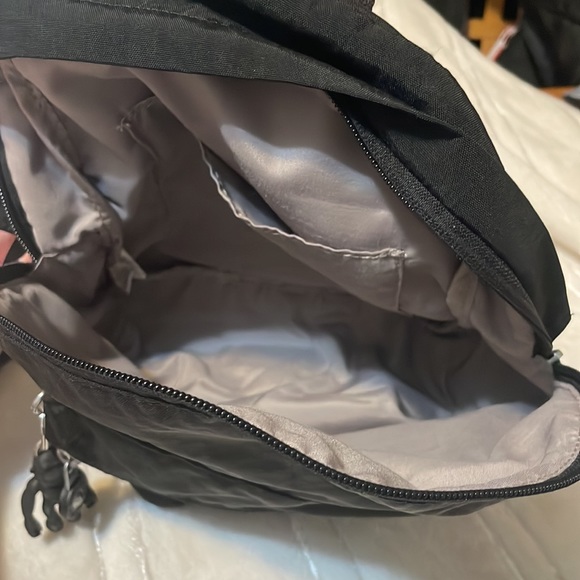 Small Kipling backpack - Picture 2 of 4